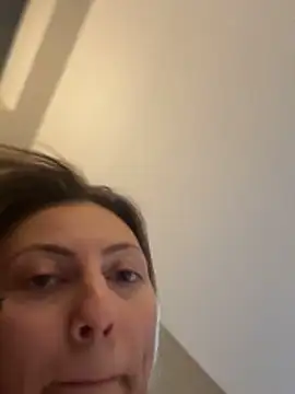 kellykardashian - KellyKardashian's free webcam - UK Sex Cams