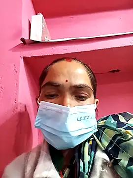 Julilodhi8695 webcam