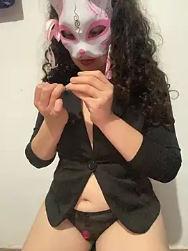 lucy_yupisweet - Lucy_YupiSweet's free webcam