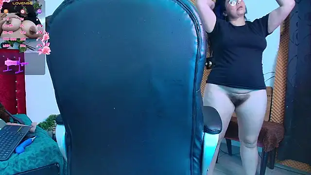 elektra_32 - Elektra_32's free webcam