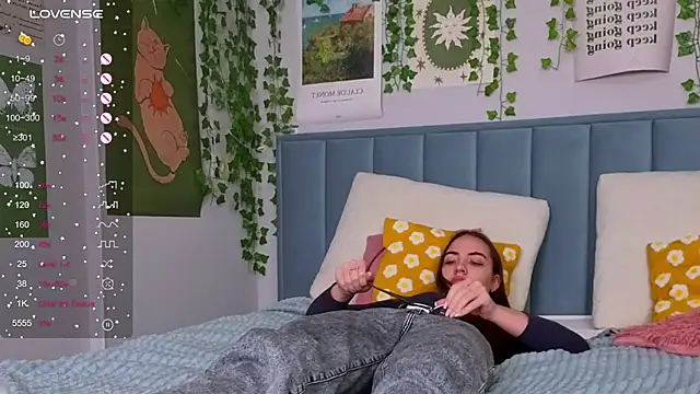 fit_brunette_ - Fit_Brunette_'s free webcam