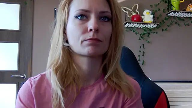 karo123421 - Karo123421's free webcam