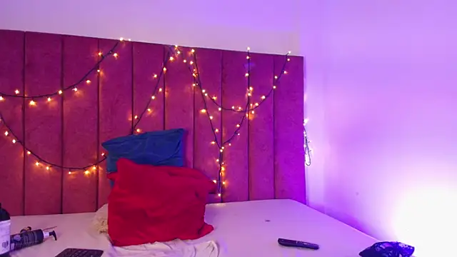 rominaareyes - RominaaReyes's free webcam