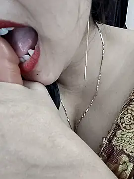 kaamuk_shweta webcam