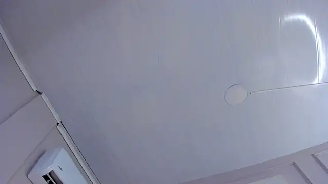 mia_kisses2 - Mia_kisses2's free webcam