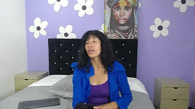 karolinee_66_ - Karolinee_66_'s free webcam