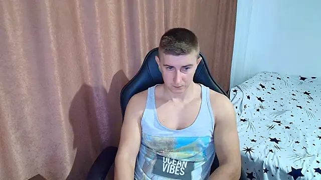 TodMusclePower9 webcam