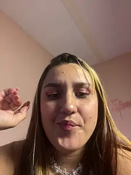 saray_gomez22 webcam