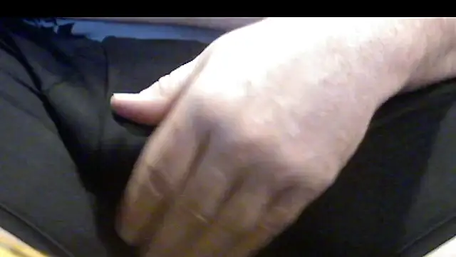 dadbodsensei_ webcam