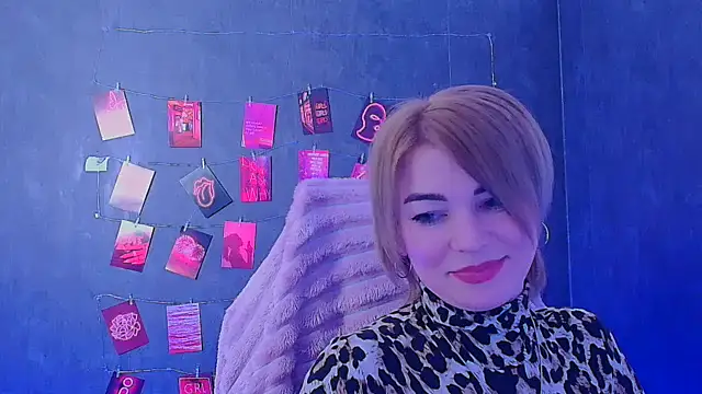 cuttieemma - CuttieEmma's free webcam