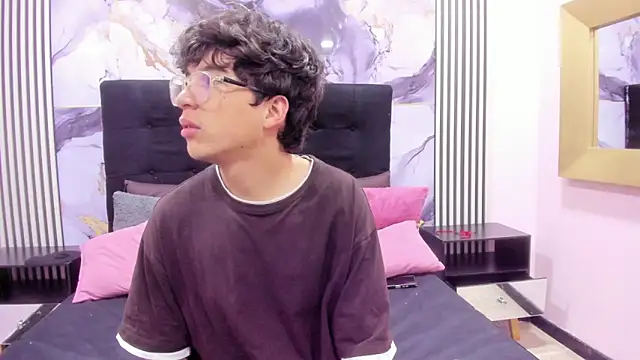 desire_ecstasy - Desire_Ecstasy's free webcam