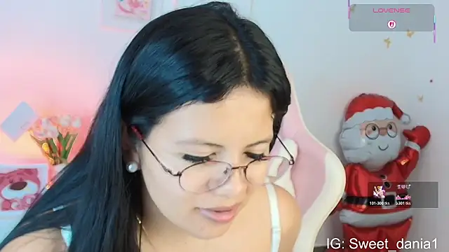 sweet_dania_ webcam