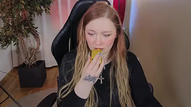 carolina_elf - Carolina_elf's free webcam