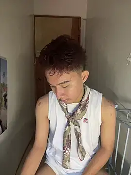 -asiantwink0000- webcam