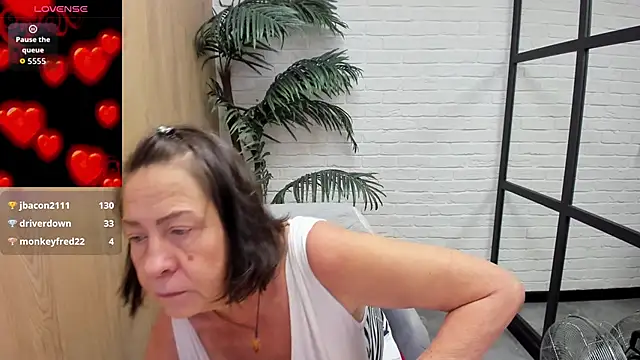 LindaPassionate webcam