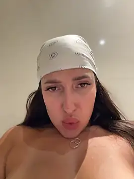 aleksandrarich - AleksandraRich's free webcam