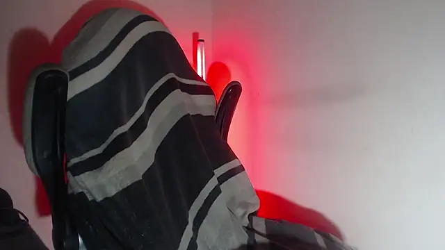 LuciferSantoryu webcam