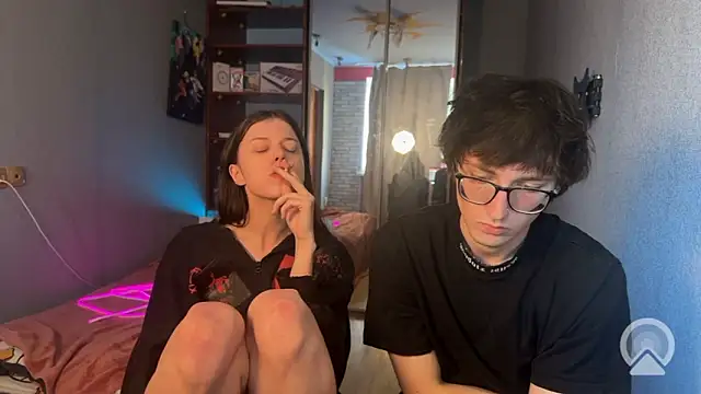 t_files_x (Ask my age) - ❤🥵Phillip touch tits Este🥵❤