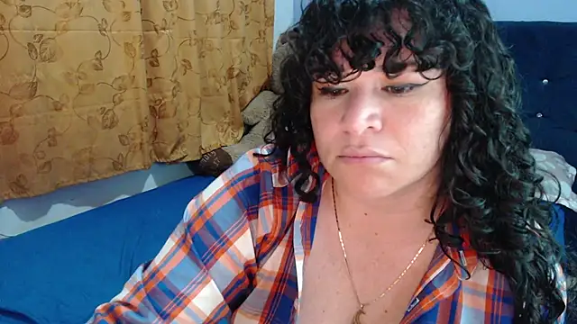 ANGELIQUE_KLANE webcam