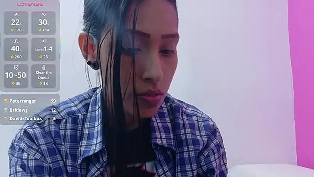 yourcuteneighbourr webcam