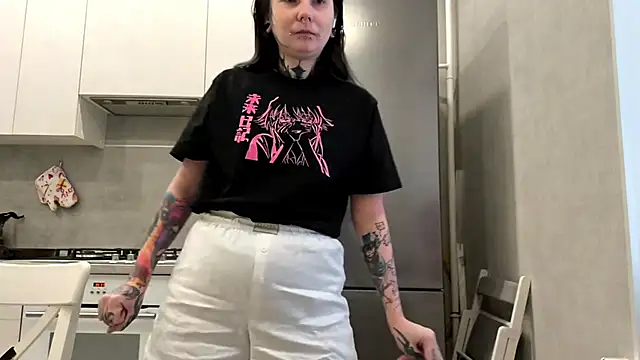 HighelikeGirl webcam