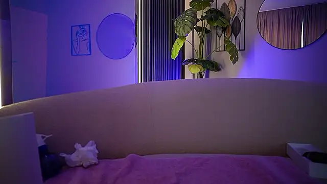 kaylaluxx_ - KaylaLuxx_'s free webcam