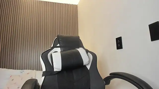 dania_miller_ webcam