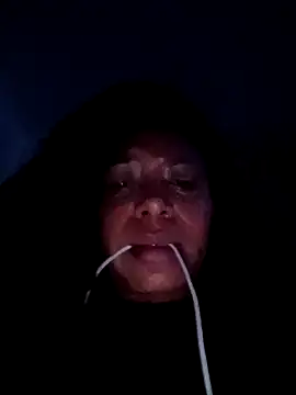 Webcam Model (cindy_damm) is live