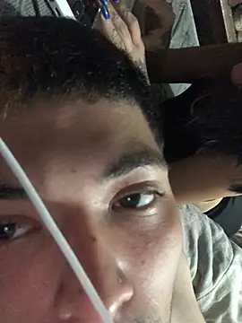 damianrzsr - Damianrzsr's free webcam