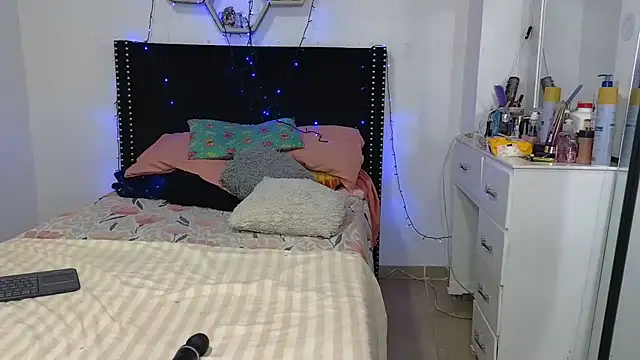 charlotte_077 webcam