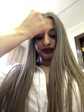 anyssia - Anyssia's free webcam - UK Sex Cams