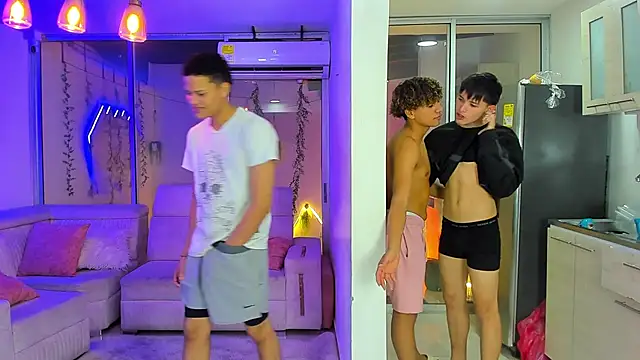 Houseofwarrios webcam