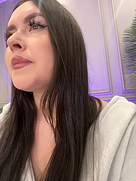 TrishaWinslet webcam