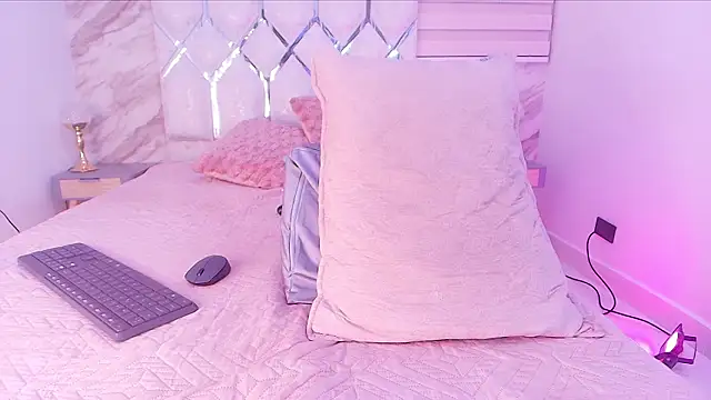 cataleya_ebony_ webcam