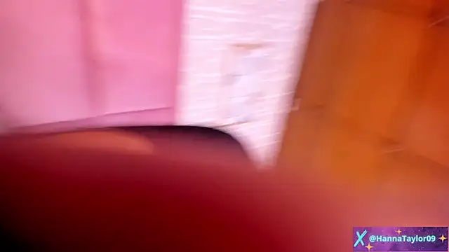 HannaTaylor webcam