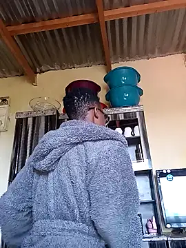 Sexylionessxx27 webcam