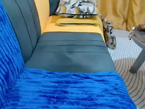 leslysexygirl webcam