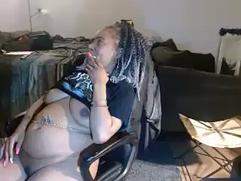 realninafame - Realninafame's free webcam - UK Sex Cams