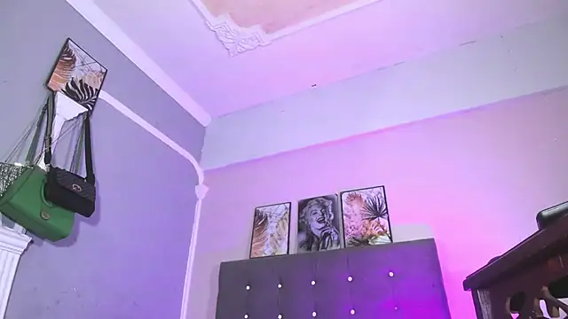 sexy-luna-star-ts webcam