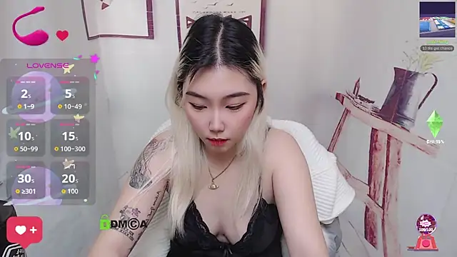 cu003 - Cu003's free webcam