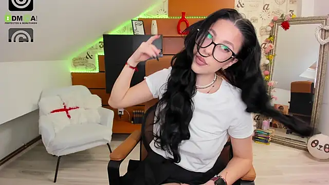 emillytaylor - EmillyTaylor's free webcam