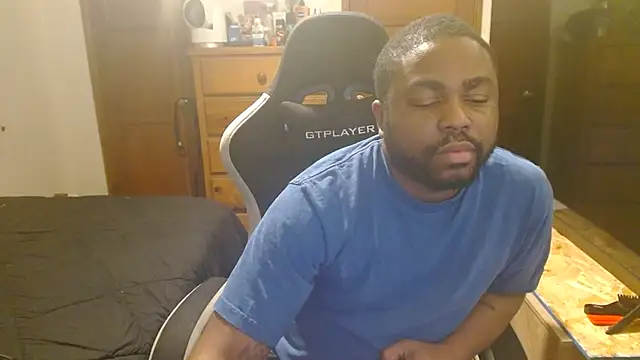 breadwinnah - Breadwinnah's free webcam