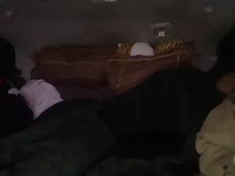 SlimeCrownzOut5 webcam