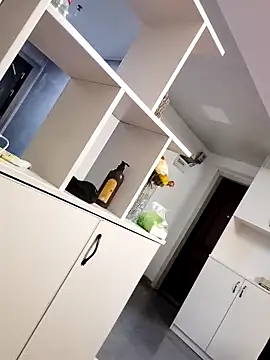 美女zxcqwe1230在线直播