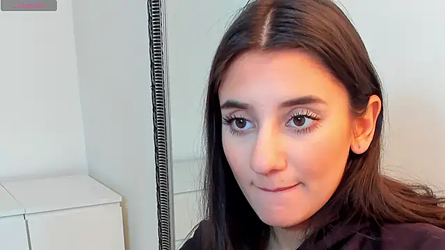 bad_dora - Bad_dora's free webcam