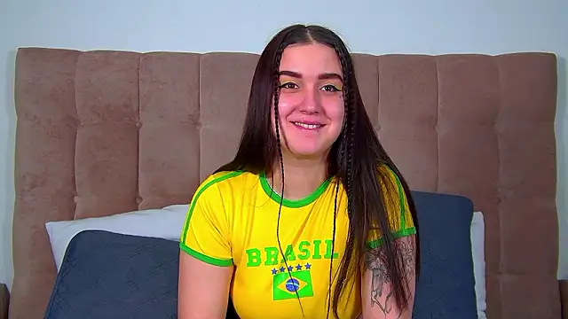 ChristinaMilton webcam