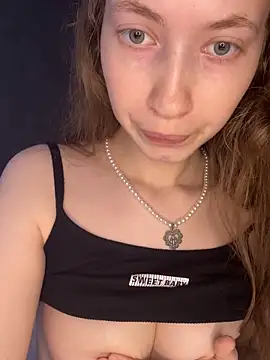 holy_poly - Holy_Poly's free webcam - UK Sex Cams