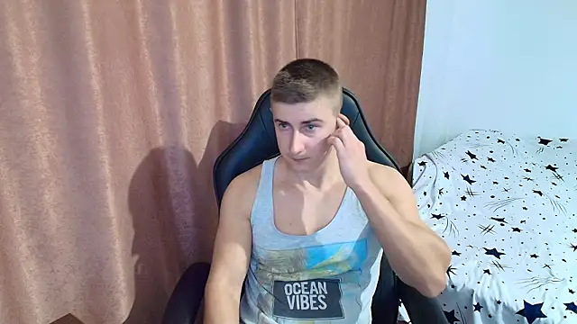 TodMusclePower9 webcam