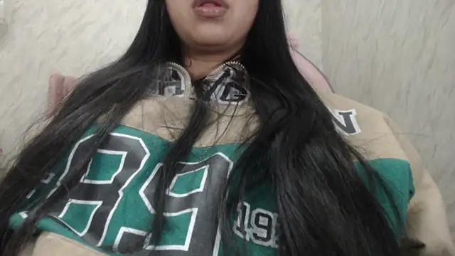 CarolineBrunx webcam