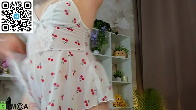 TessaDavidson webcam